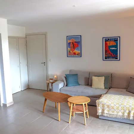 Casa de Férias Les Hameaux De Pinarello *